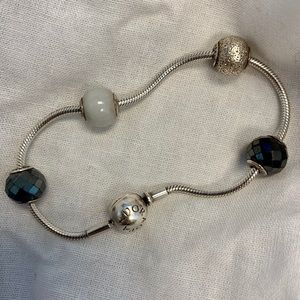 Pandora Essence 7” Bracelet + Charms